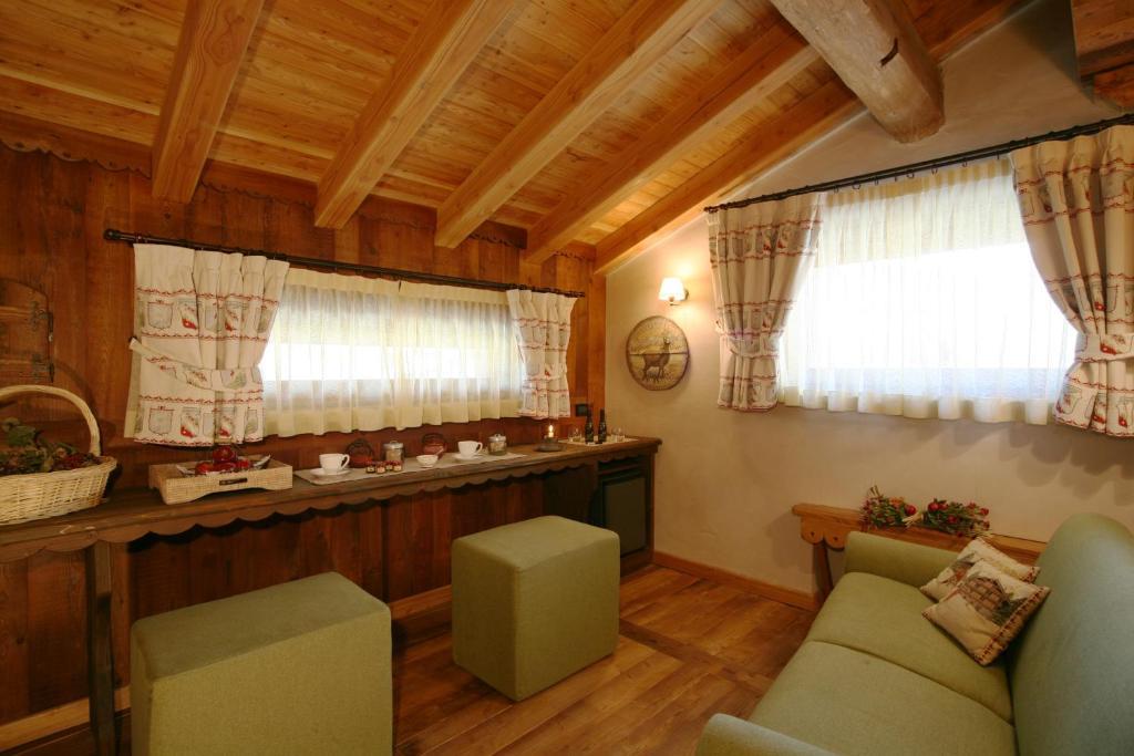 Letterario Collomb Hotel La Thuile